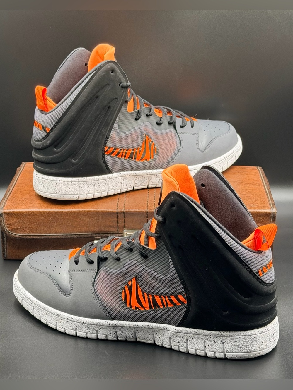 Nike Dunk Free High 'Guangzhou Tiger'